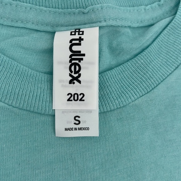 NWT Turquoise 'Heifer' Graphic Short Sleeve Tee Women's sz Small - Picture 3 of 7